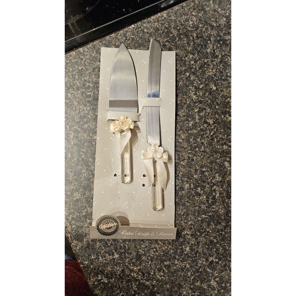 Wilton Wedding Cake Knife and Server Set Like Great Condition Next Day Shipping